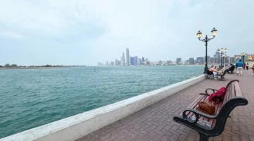 طقس متقلب وأمطار متفرقة تسيطر على الأجواء في مختلف المناطق حتى الأحد